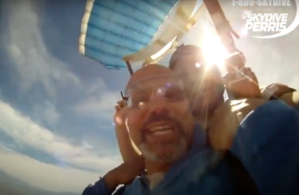 Skydiving - Tony Moradian descent
